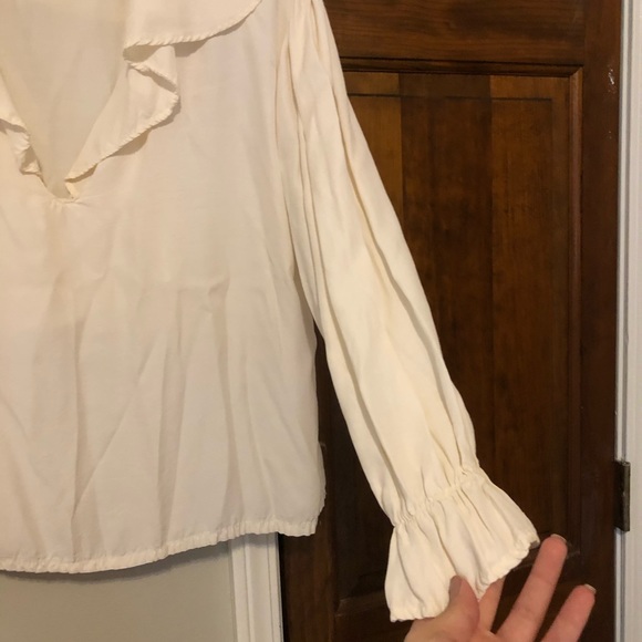 Vintage Flowy Sleeve Ruffle Top - Picture 2 of 3